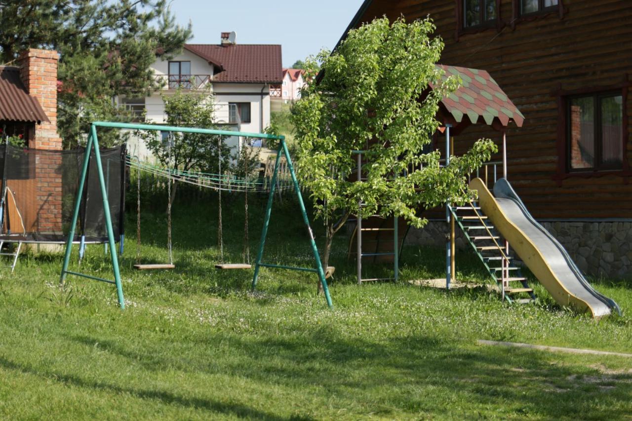 Котедж З Неймовірними Краєвидами, Карпатський Чан Dream, Чан Джакузі Slavske Ngoại thất bức ảnh